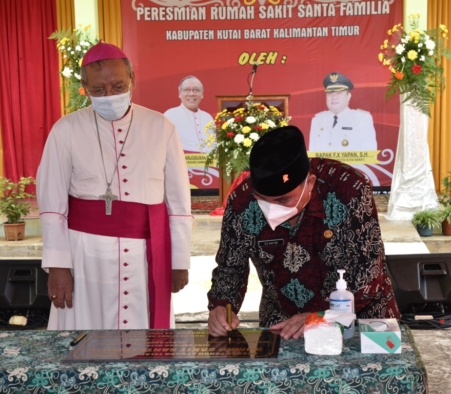 Bupati Resmikan RS Santa Familia
